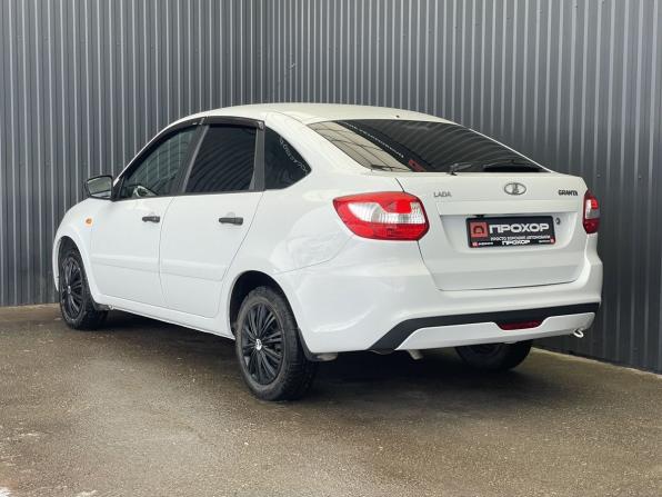 Lada (ВАЗ) Granta I с пробегом 2015 года, цена 487 000 рублей, 149047 км, лифтбек, Автокод Объявления
