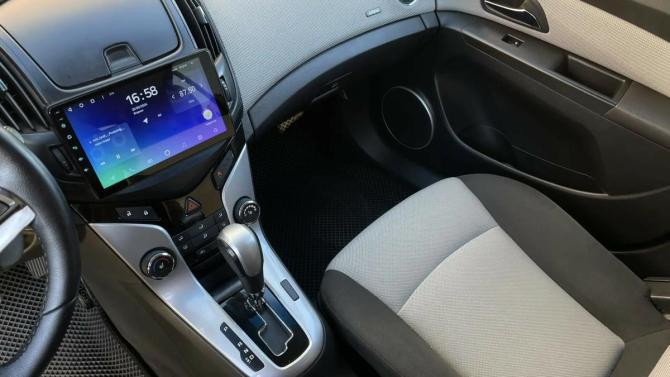Chevrolet Cruze I Рестайлинг с пробегом 2012 года, цена 750 000 рублей, 146120 км, хэтчбек, Автокод Объявления