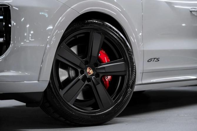 Новый Porsche Cayenne III Рестайлинг 2025 года, цена 22 700 000 рублей, внедорожник, Автокод Объявления