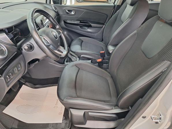 Renault Kaptur I Рестайлинг с пробегом 2021 года, цена 1 315 000 рублей, 136758 км, внедорожник, Автокод Объявления
