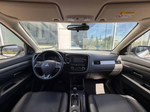 Mitsubishi Outlander III Рестайлинг 2 с пробегом 2015 года, цена 1 745 000 рублей, 110000 км, внедорожник, Автокод Объявления