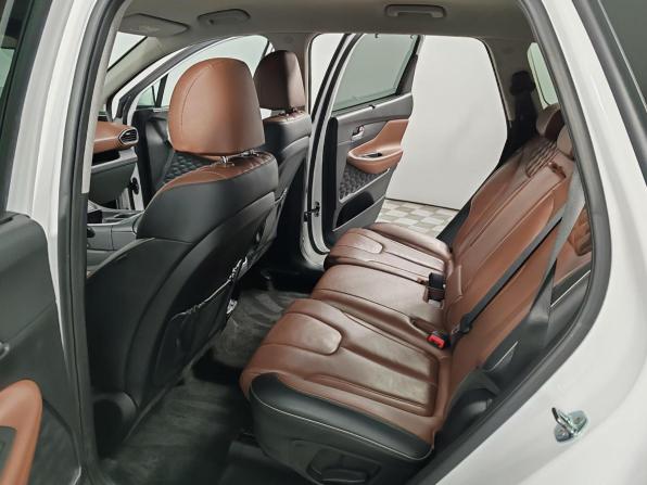 Hyundai Santa Fe IV Рестайлинг с пробегом 2021 года, цена 3 199 000 рублей, 84562 км, внедорожник, Автокод Объявления