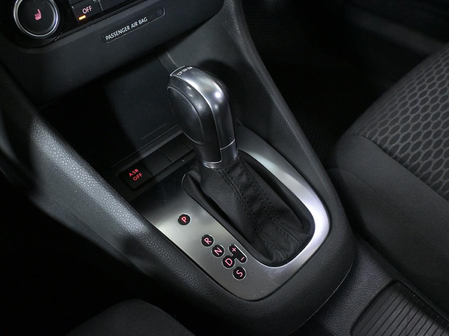 Volkswagen Golf VI Москва  - изображение 9