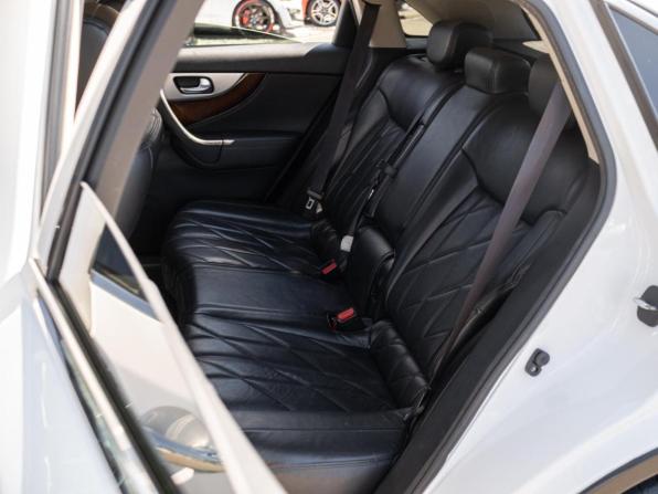 Infiniti FX II (S51) Рестайлинг с пробегом 2013 года, цена 2 599 000 рублей, 264216 км, внедорожник, Автокод Объявления