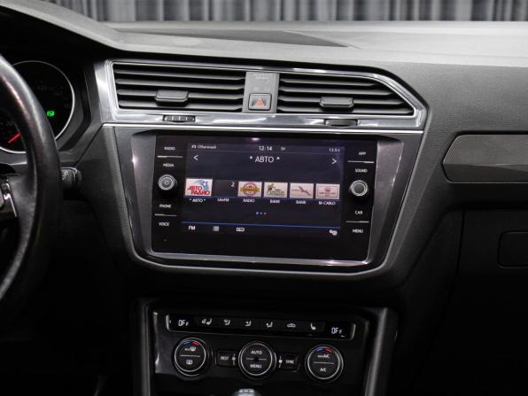Volkswagen Tiguan II с пробегом 2018 года, цена 2 598 000 рублей, 145553 км, внедорожник, Автокод Объявления