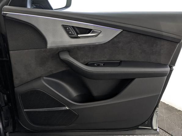 Audi Q8 I (4M) с пробегом 2021 года, цена 7 800 000 рублей, 97210 км, внедорожник, Автокод Объявления