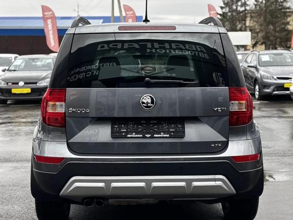 Skoda Yeti I Рестайлинг с пробегом 2018 года, цена 1 730 000 рублей, 135240 км, внедорожник, Автокод Объявления