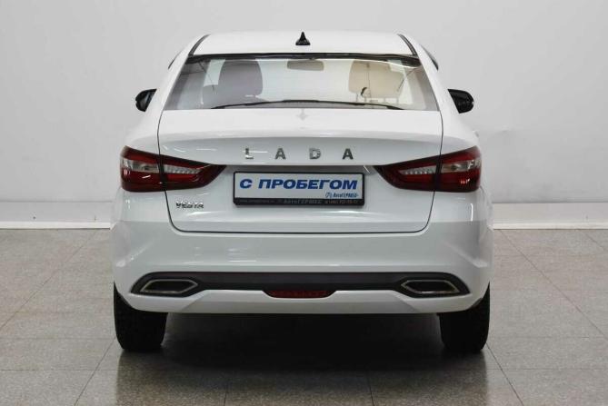 Lada (ВАЗ) Vesta I Рестайлинг (NG) с пробегом 2024 года, цена 1 350 000 рублей, 9090 км, седан, Автокод Объявления