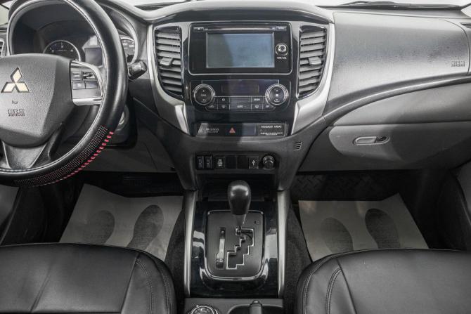 Mitsubishi L200 V с пробегом 2016 года, цена 1 999 000 рублей, 218000 км, offers.body_type.unknown, Автокод Объявления