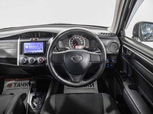 Toyota Corolla XI (E160 E170) Рестайлинг 2 с пробегом 2020 года, цена 1 500 000 рублей, 89963 км, универсал, Автокод Объявления