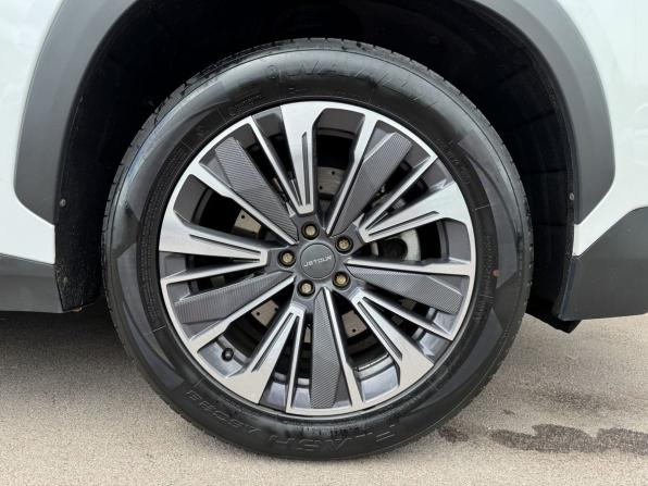JETOUR DASHING I с пробегом 2023 года, цена 2 150 000 рублей, 60000 км, внедорожник, Автокод Объявления
