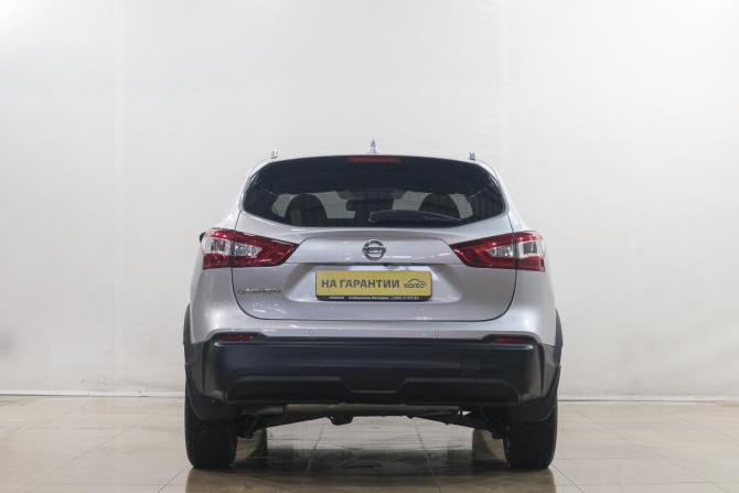 Nissan Qashqai II с пробегом 2018 года, цена 1 909 000 рублей, 70000 км, внедорожник, Автокод Объявления