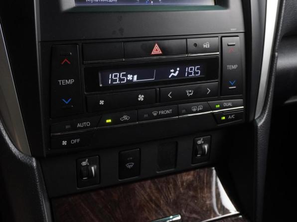 Toyota Camry VII (XV50) Рестайлинг с пробегом 2017 года, цена 2 150 000 рублей, 137865 км, седан, Автокод Объявления