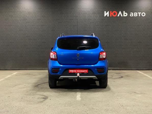 Renault Sandero II Рестайлинг с пробегом 2019 года, цена 1 040 000 рублей, 179930 км, хэтчбек, Автокод Объявления