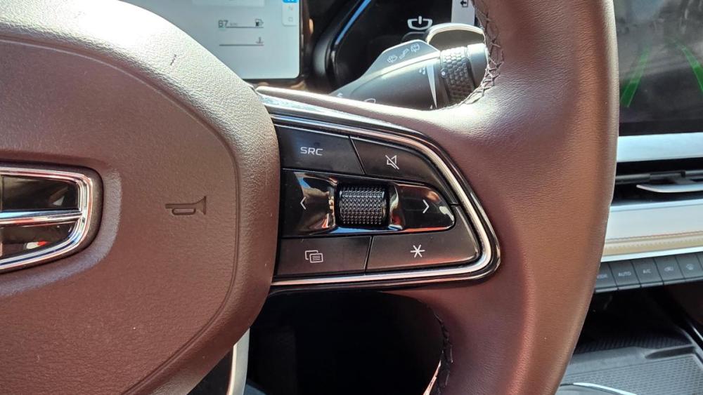 Geely Monjaro I Санкт-Петербург  - изображение 14