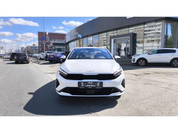 Новый Kia K3 II (China Market) Рестайлинг 2025 года, цена 2 800 000 рублей, седан, Автокод Объявления