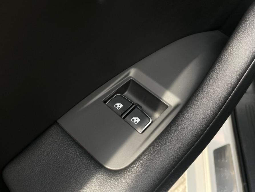 Hongqi H5 I Краснодар  - изображение 30