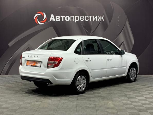 Lada (ВАЗ) Granta I Рестайлинг с пробегом 2022 года, цена 645 000 рублей, 74000 км, седан, Автокод Объявления