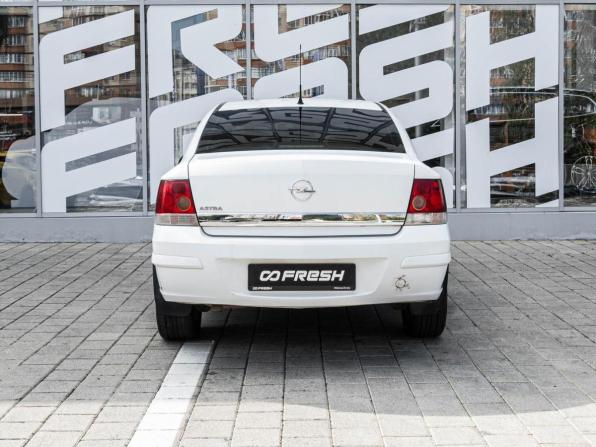 Opel Astra H Рестайлинг с пробегом 2011 года, цена 642 050 рублей, 151872 км, седан, Автокод Объявления