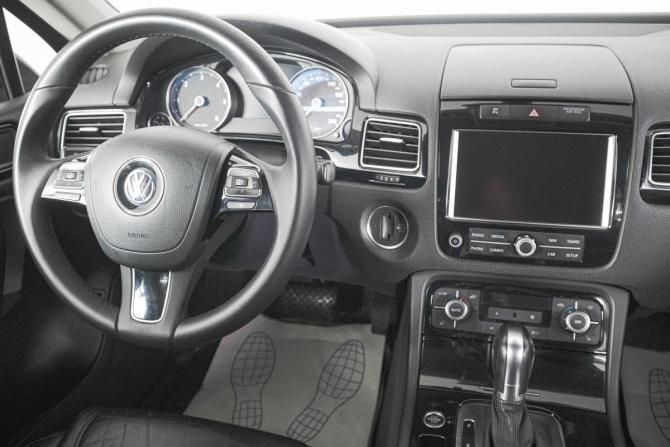 Volkswagen Touareg II с пробегом 2010 года, цена 1 899 000 рублей, 367000 км, внедорожник, Автокод Объявления