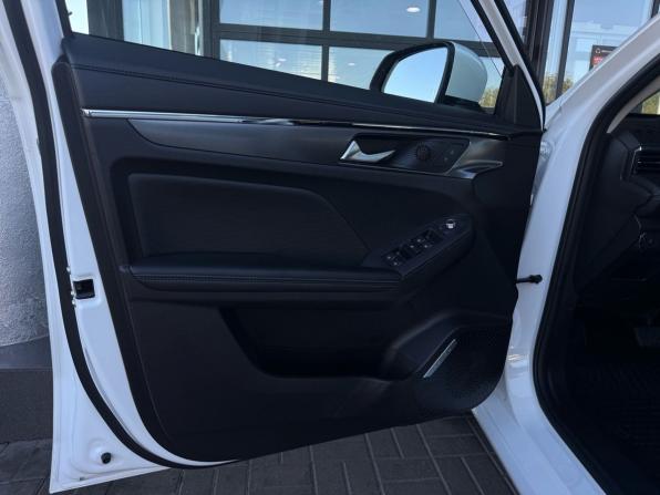 Haval Jolion I с пробегом 2022 года, цена 1 790 000 рублей, 43082 км, внедорожник, Автокод Объявления