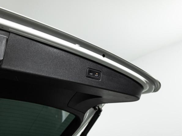 Volkswagen Tiguan II с пробегом 2018 года, цена 2 500 000 рублей, 133100 км, внедорожник, Автокод Объявления