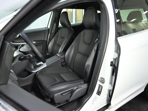 Volvo XC60 I Рестайлинг с пробегом 2017 года, цена 2 049 000 рублей, 183000 км, внедорожник, Автокод Объявления