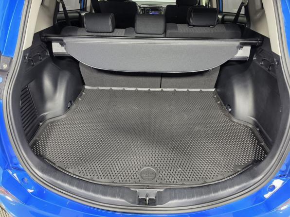 Toyota RAV4 IV (XA40) Рестайлинг с пробегом 2015 года, цена 1 797 000 рублей, 69712 км, внедорожник, Автокод Объявления