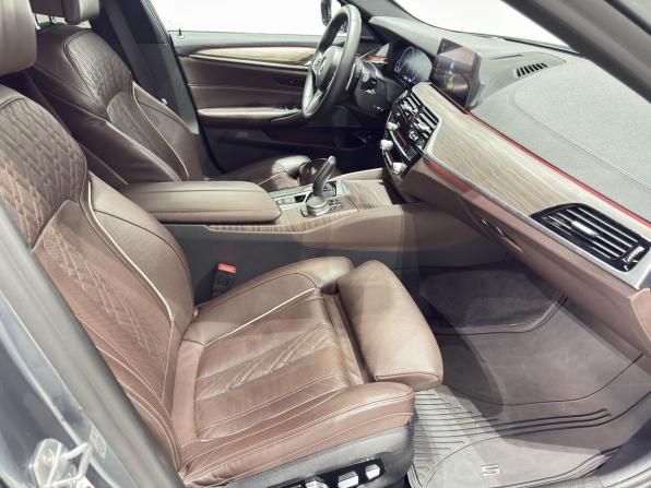 BMW 5 серии VII (G30/G31/G38) с пробегом 2019 года, цена 4 389 000 рублей, 93739 км, седан, Автокод Объявления