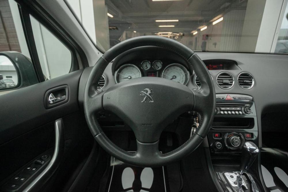 Peugeot 408 I Иркутск  - изображение 16