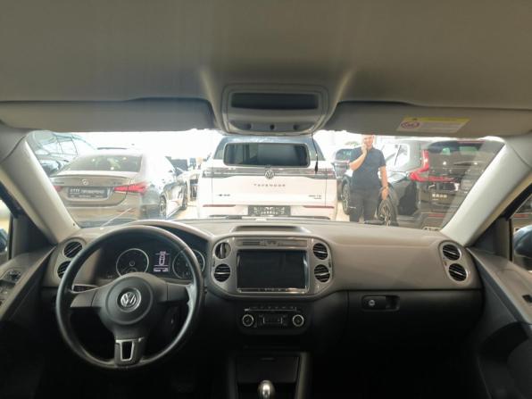 Volkswagen Tiguan I Рестайлинг с пробегом 2014 года, цена 1 099 000 рублей, 247641 км, внедорожник, Автокод Объявления