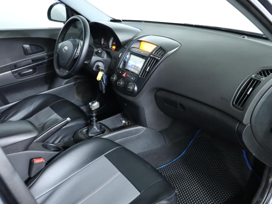 Kia Ceed I Москва  - изображение 20