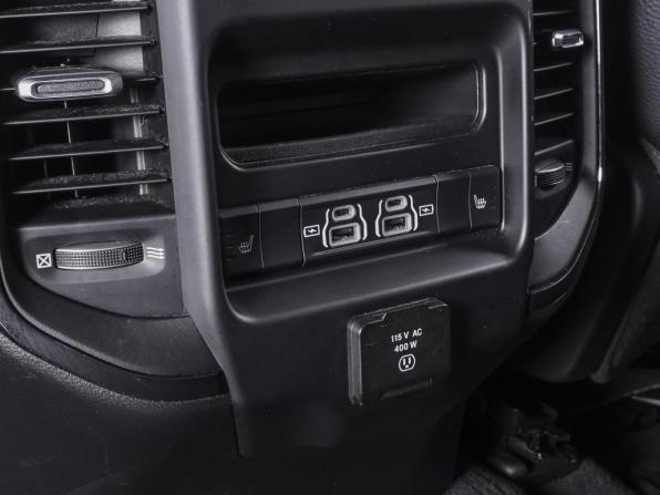 Ram 1500 V с пробегом 2022 года, цена 7 730 000 рублей, 32177 км, offers.body_type.unknown, Автокод Объявления