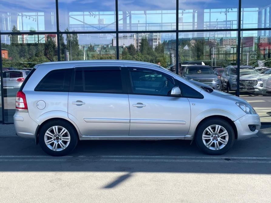 Opel Zafira B Рестайлинг Оренбург  - изображение 4