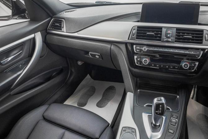 BMW 3 серии VI (F3x) Рестайлинг с пробегом 2017 года, цена 2 049 000 рублей, 67000 км, седан, Автокод Объявления