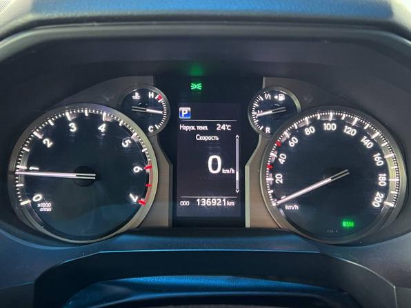 Toyota Land Cruiser Prado 150 Series Рестайлинг 2 с пробегом 2019 года, цена 5 900 000 рублей, 136921 км, внедорожник, Автокод Объявления