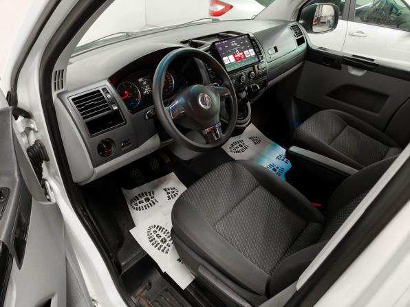 Volkswagen Caravelle T5 Рестайлинг с пробегом 2012 года, цена 1 369 000 рублей, 382396 км, минивэн, Автокод Объявления