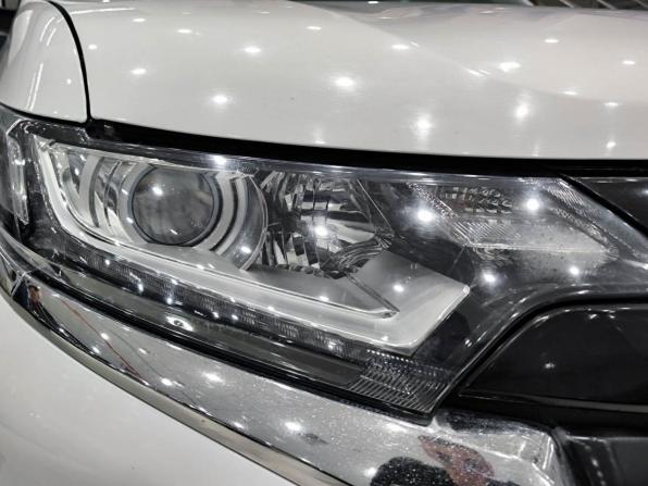 Mitsubishi Outlander III Рестайлинг 2 с пробегом 2017 года, цена 1 299 000 рублей, 154337 км, внедорожник, Автокод Объявления