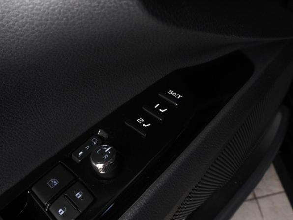 Toyota Camry VIII (XV70) с пробегом 2020 года, цена 4 199 000 рублей, 62957 км, седан, Автокод Объявления