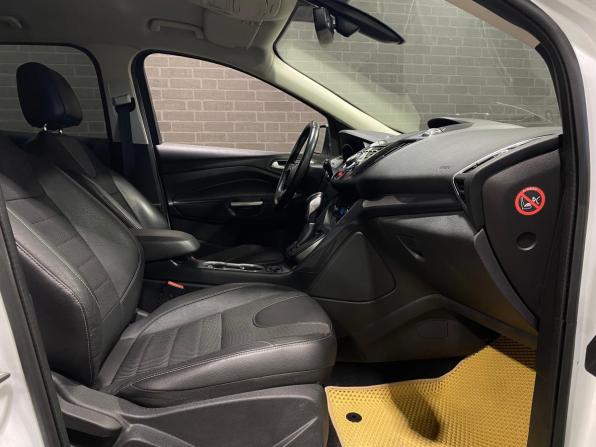 Ford Kuga II с пробегом 2014 года, цена 1 250 000 рублей, 169151 км, внедорожник, Автокод Объявления
