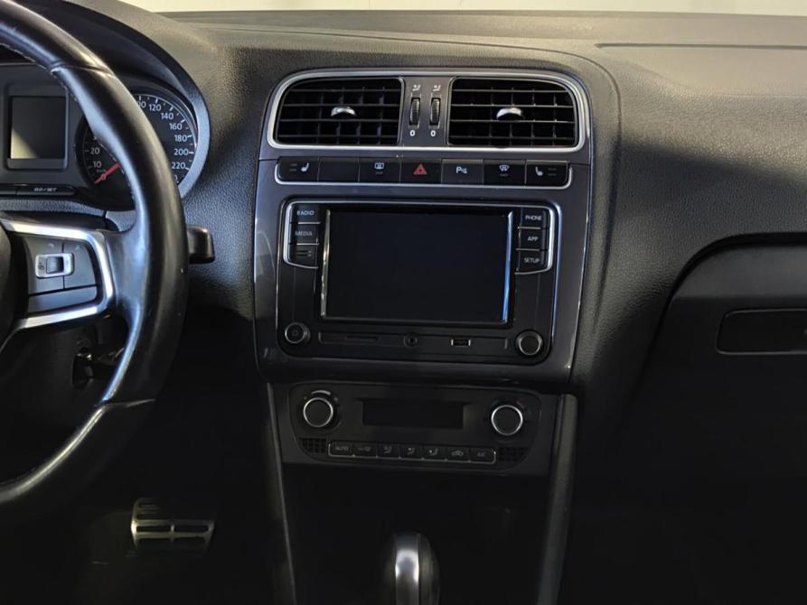 Volkswagen Polo V Рестайлинг Казань  - изображение 18