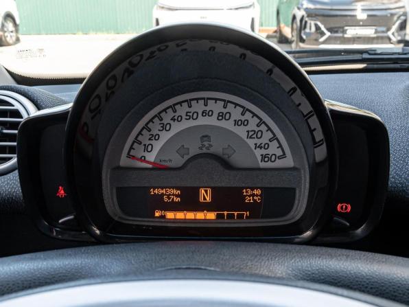 Smart Fortwo II с пробегом 2015 года, цена 800 000 рублей, 149439 км, хэтчбек, Автокод Объявления
