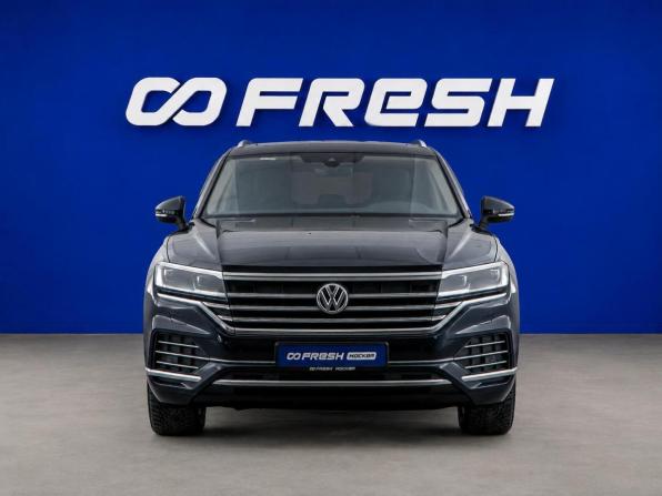 Volkswagen Touareg III с пробегом 2019 года, цена 3 396 900 рублей, 169765 км, внедорожник, Автокод Объявления