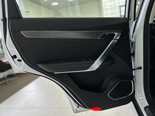 Geely Atlas Pro с пробегом 2022 года, цена 1 860 000 рублей, 75188 км, внедорожник, Автокод Объявления