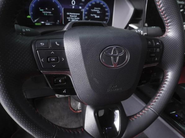 Toyota Camry IX (XV80) China Market с пробегом 2024 года, цена 3 899 000 рублей, 32261 км, седан, Автокод Объявления