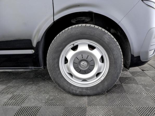 Volkswagen Multivan T6 Рестайлинг с пробегом 2021 года, цена 5 350 000 рублей, 94113 км, минивэн, Автокод Объявления