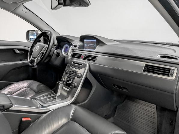 Volvo XC70 II с пробегом 2011 года, цена 2 150 000 рублей, 154814 км, универсал, Автокод Объявления