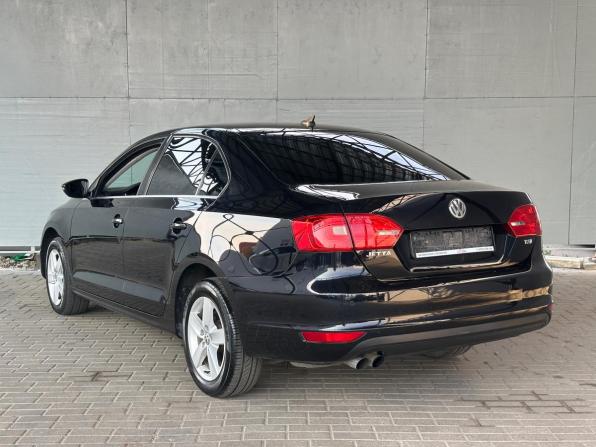 Volkswagen Jetta VI с пробегом 2011 года, цена 960 000 рублей, 210000 км, седан, Автокод Объявления