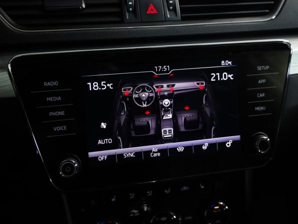 Skoda Superb III Рестайлинг с пробегом 2020 года, цена 2 749 777 рублей, 92156 км, лифтбек, Автокод Объявления