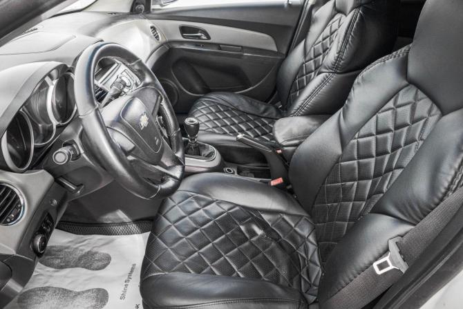 Chevrolet Cruze I с пробегом 2011 года, цена 549 000 рублей, 304000 км, седан, Автокод Объявления